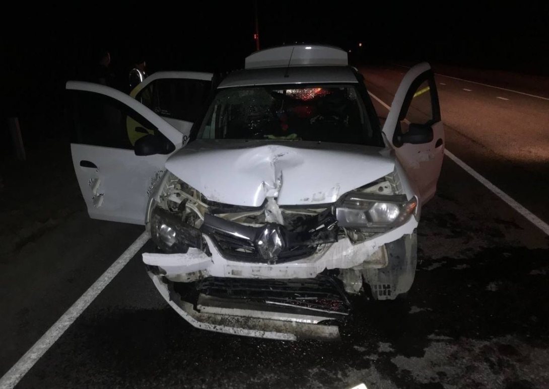 В смертельной аварии под Вологдой погиб пассажир иномарки