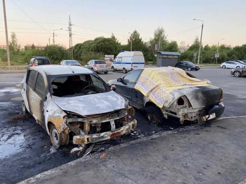 Житель Ярославля поджег в Вологде три машины вместо одной
