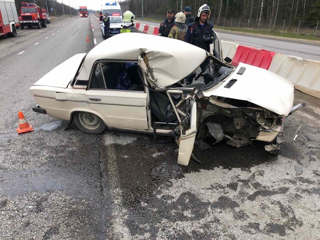 Два человека пострадали в ДТП с грузовиком в Череповецком районе