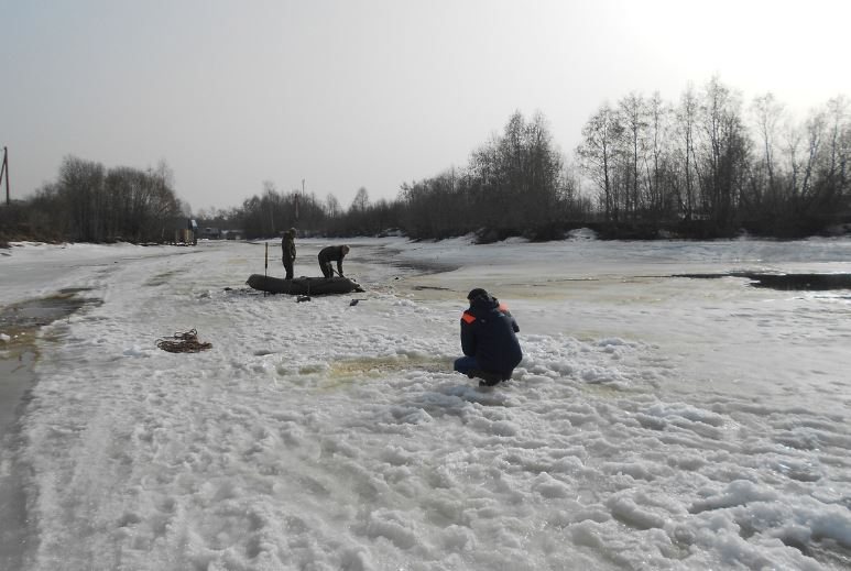 В Белозерском округе во время рыбалки пропала женщина