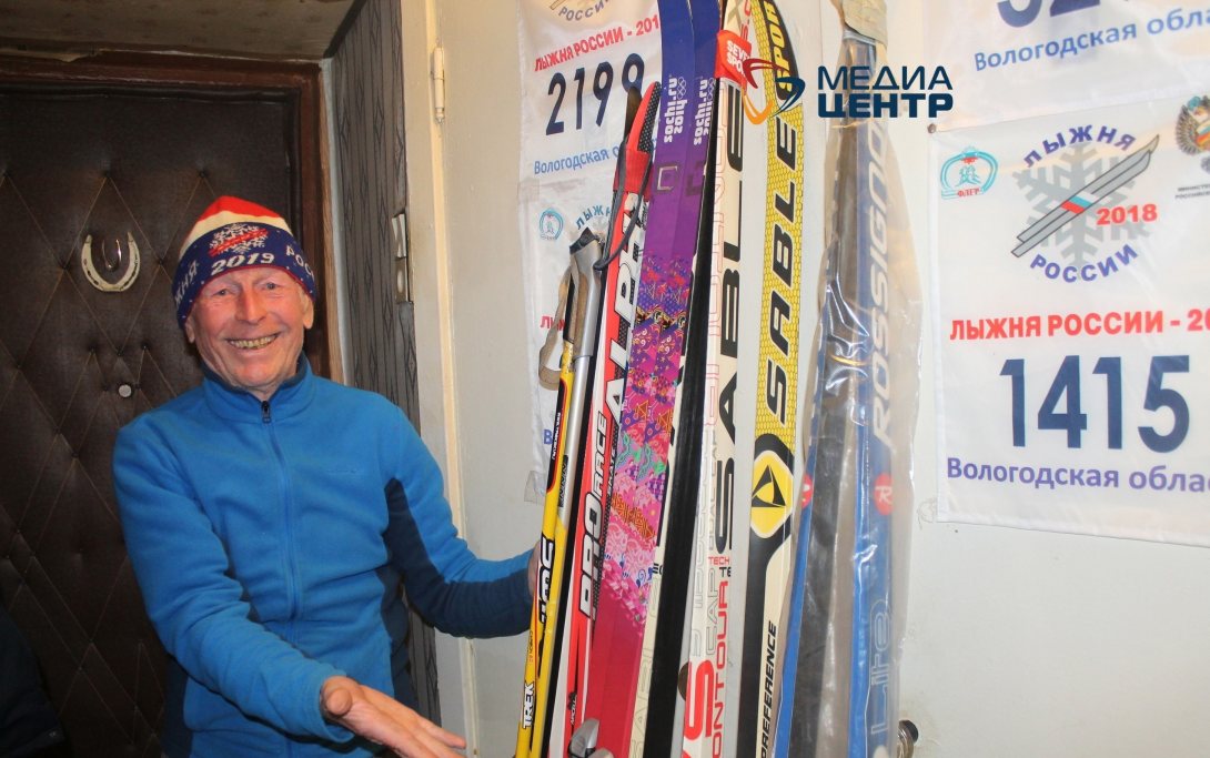 Более 2000 км пробежал за зиму на лыжах пенсионер из Череповца