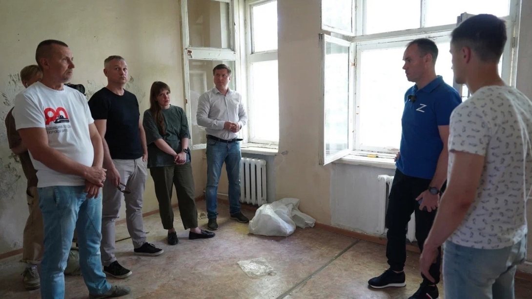 Депутаты и предприниматели помогают в ремонте волонтерского центра в Вологде