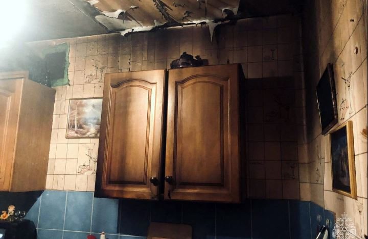 Череповчанин едва не спалил кухню во время приготовления ужина