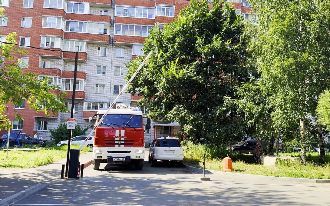 «Ростелеком» в Вологде помог спасти многоэтажный дом от сноса шлагбаума