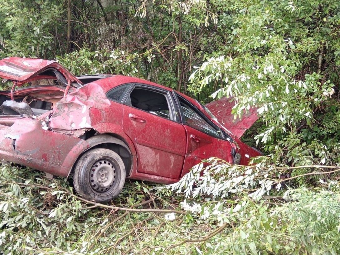 В аварии на Северном шоссе в Череповце пострадал водитель