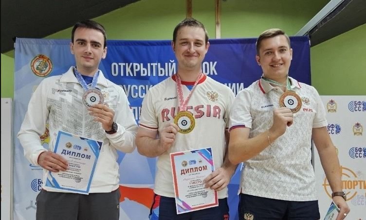 Илья Марсов завоевал две медали международных соревнований по пулевой стрельбе