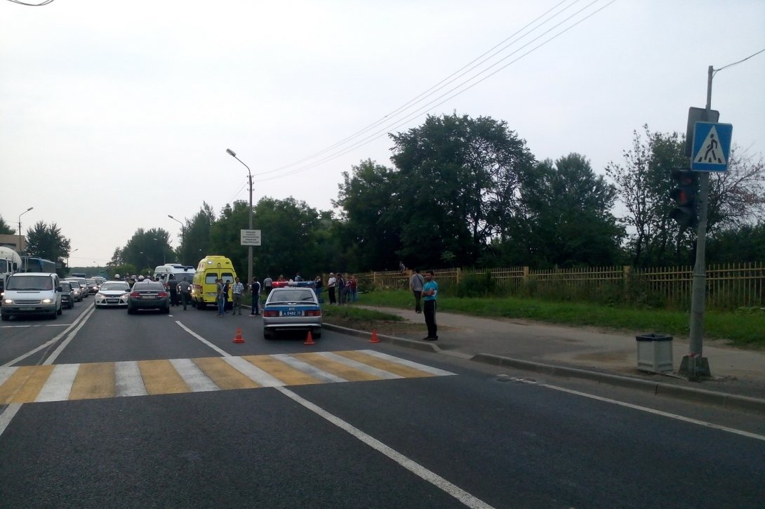 В Череповце сбили ребенка: мальчика увезли в больницу в тяжелом состоянии |  newsvo.ru