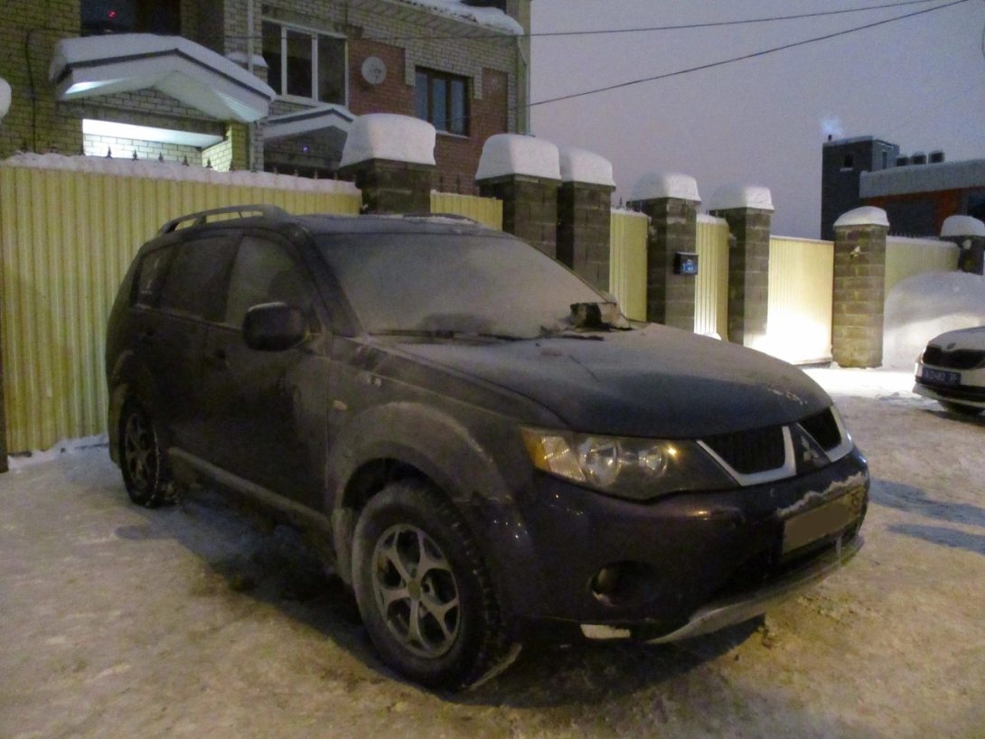 В Череповце мужчина из зависти поджёг чужой автомобиль | newsvo.ru