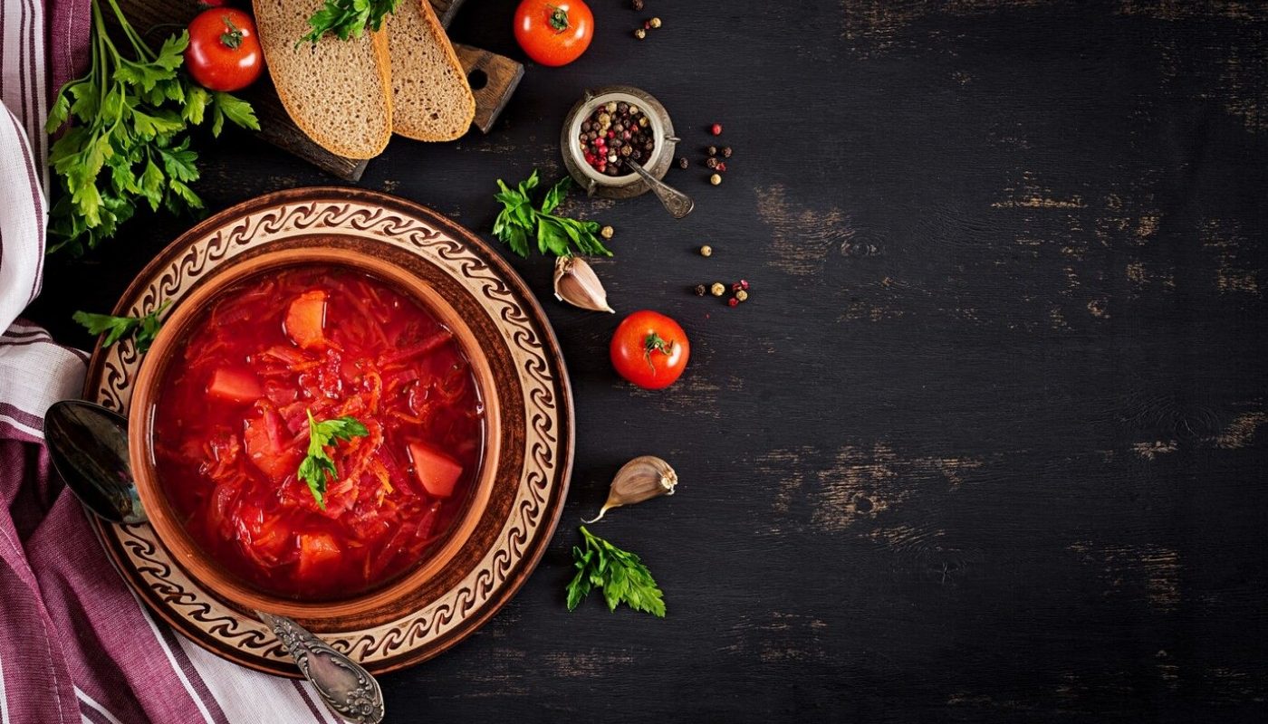 Домашний суп как из ресторана! Всего 2 ложки этого напитка — и вкус у бульона будет на 5 «звезд»