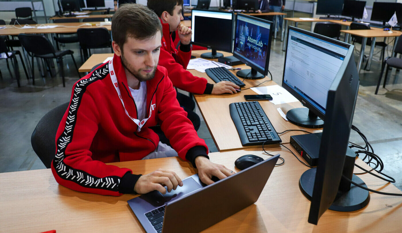 Депутат рассказал, кто в России будет получать большие пенсии