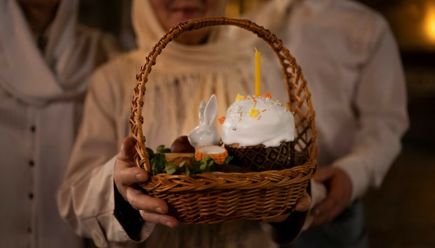 Православный священник честно ответил: можно ли есть куличи тем, кто не соблюдал Великий пост