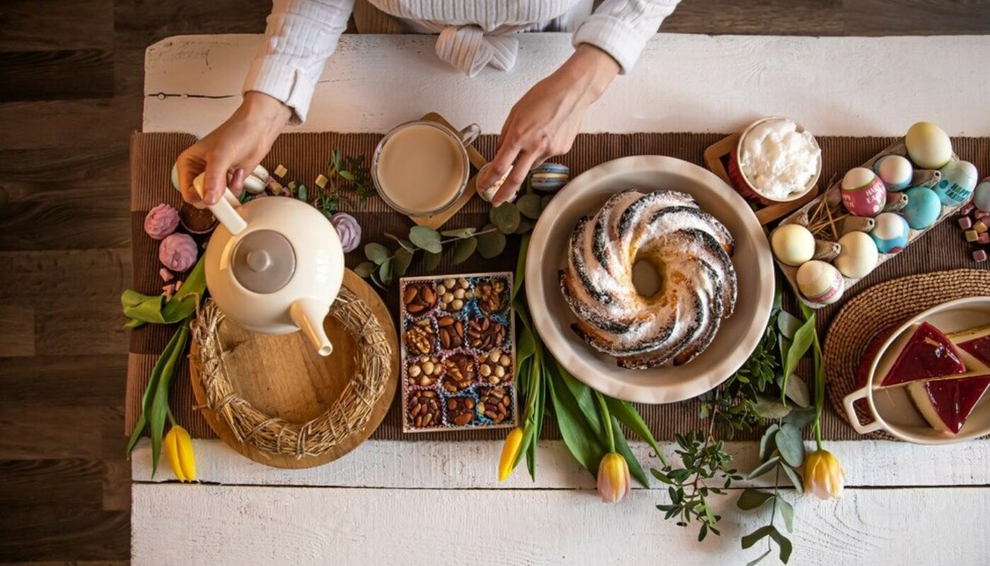Сколько блюд на Пасху в 2025 году нужно выставлять на стол тем, кто одинок: отвечает священник