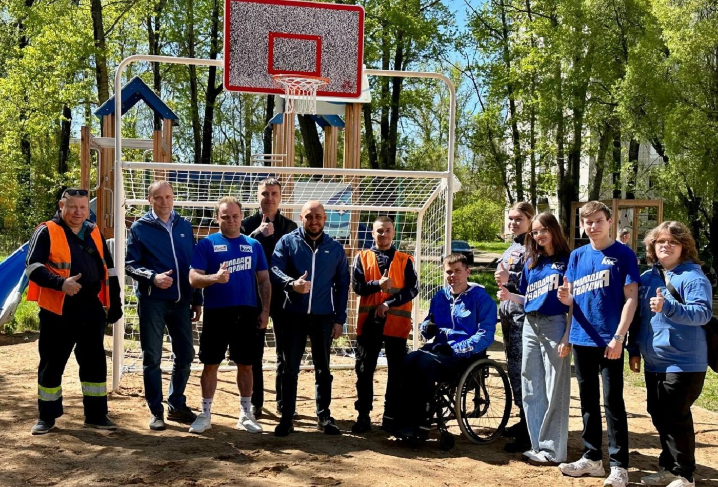 В Вологде обновили спортивную площадку на Советском проспекте, 131/2