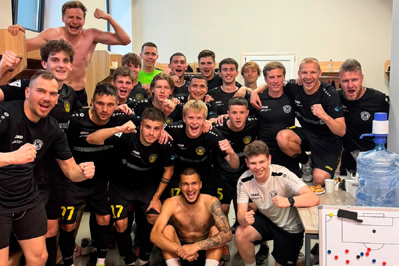 Первую победу одержал ФК «Череповец»