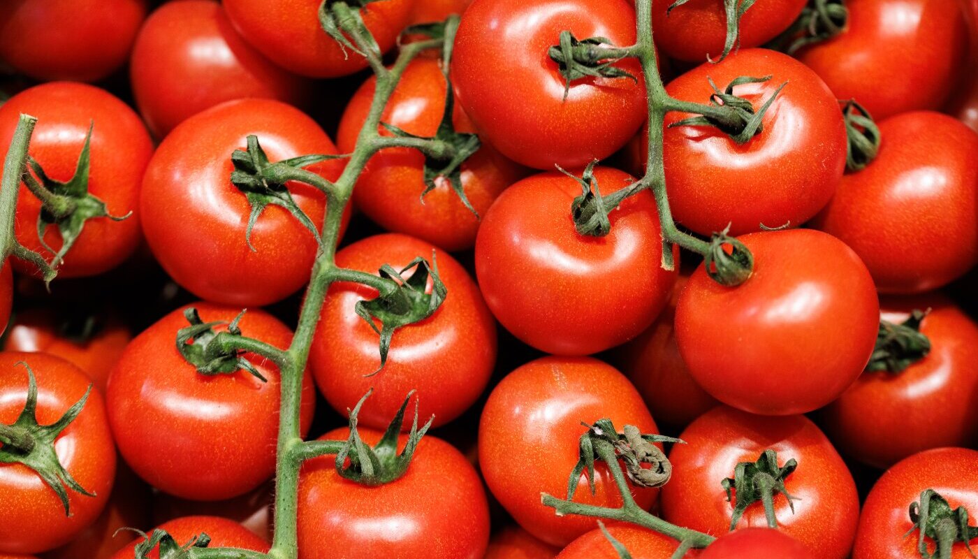 Как сохранить помидоры свежими на долгое время: советы от опытного фермера