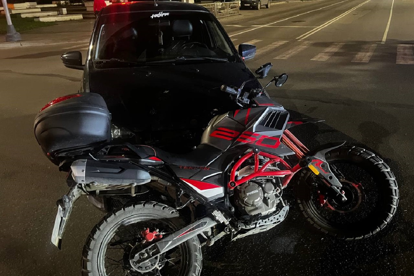 Мотоциклист пострадал в ДТП в центре Вологде