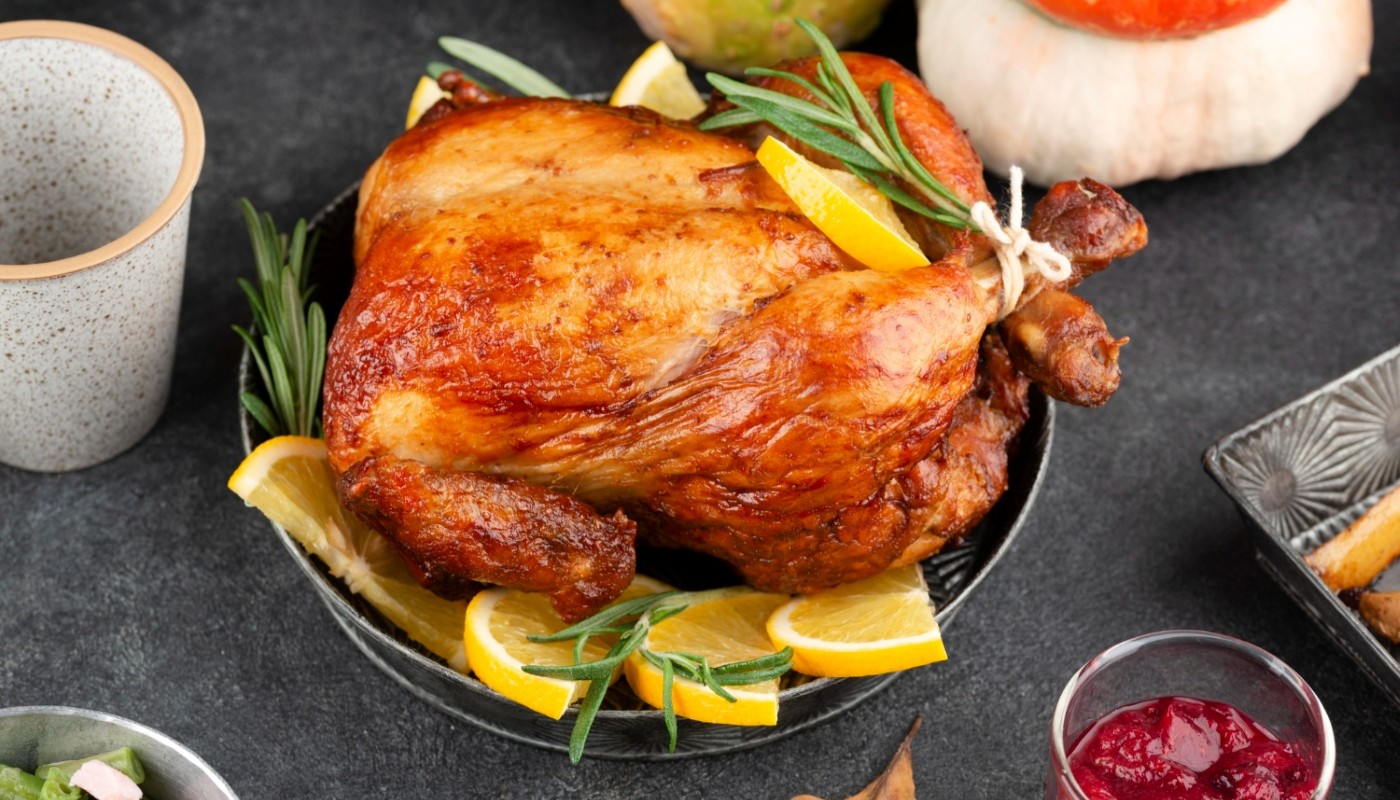 Курица, запеченная на банке: старый рецепт, о котором многие забыли