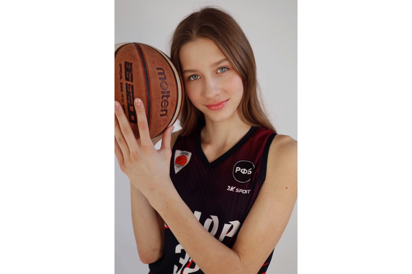 14-летняя баскетболистка Мария Никешина подписала свой первый контракт с «Вологда-Чевакатой»