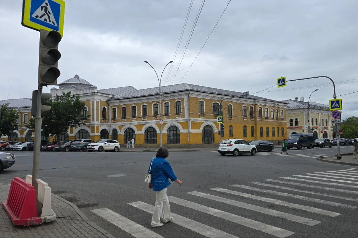 Временные светофоры запустят во время перекрытия улицы Мира в Вологде