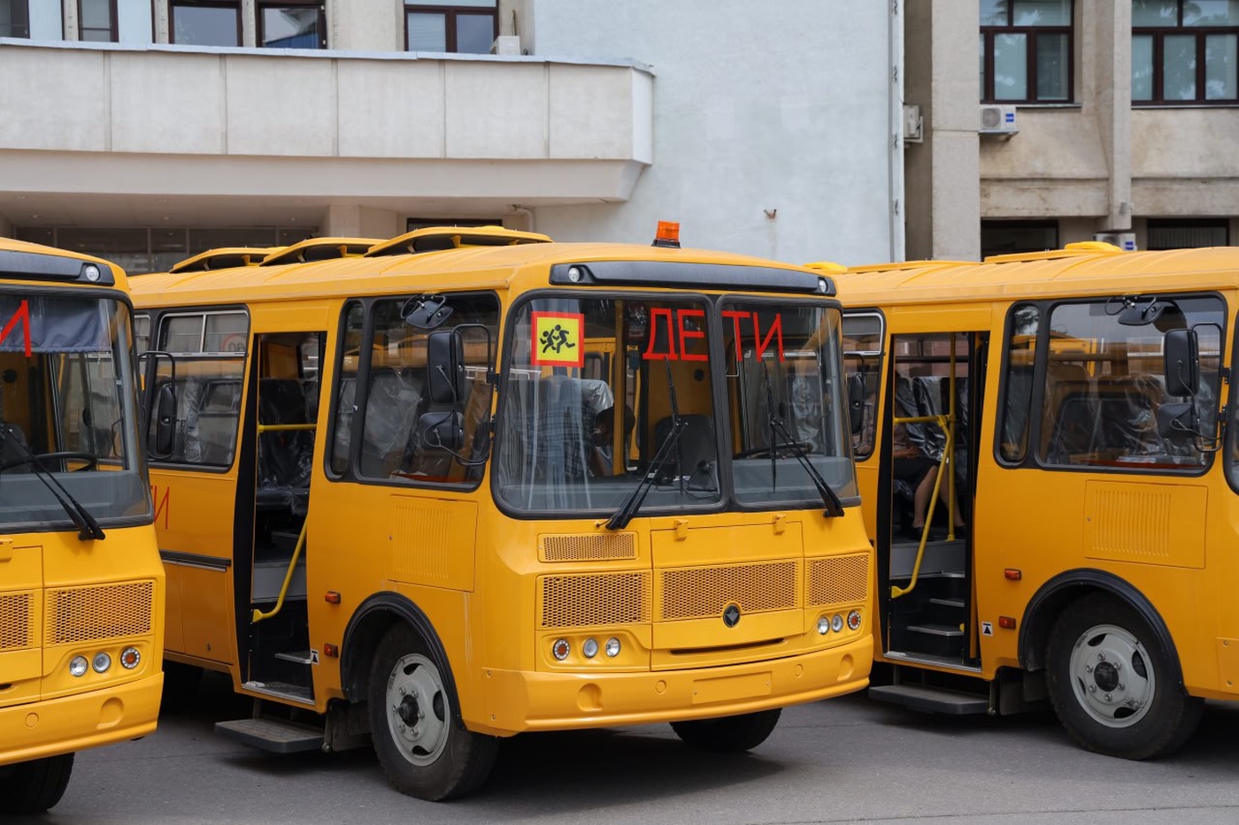 187 школьных автобусов начнут ездить на Вологодчине с 1 сентября