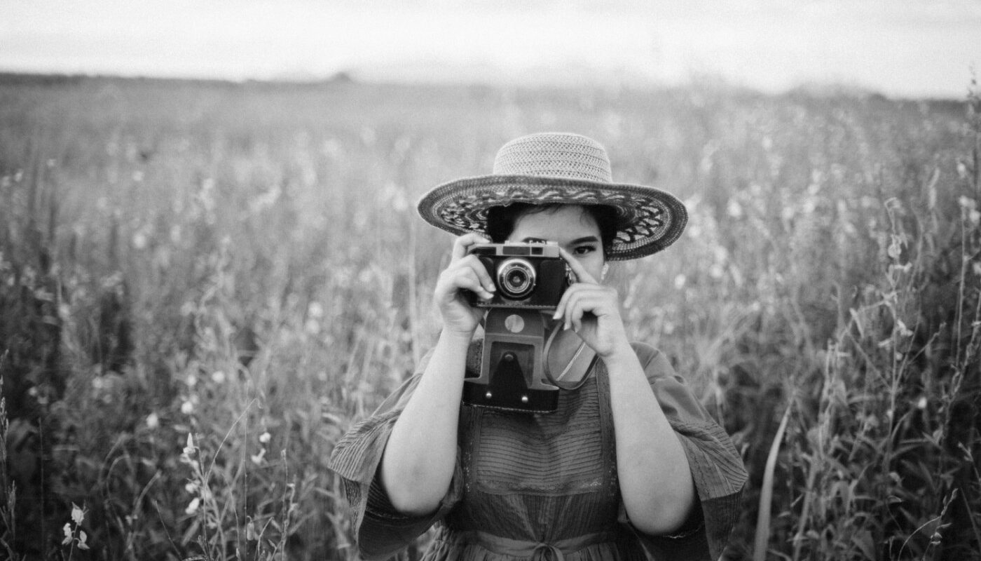 Россияне скупают старые черно-белые фото Вологды: 5 причин, почему люди вкладываются в выцветшие снимки