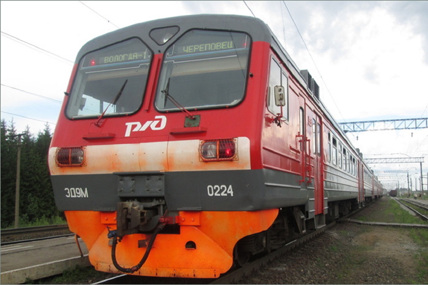 Ряд пригородных поездов будут ходить с изменениями в расписании