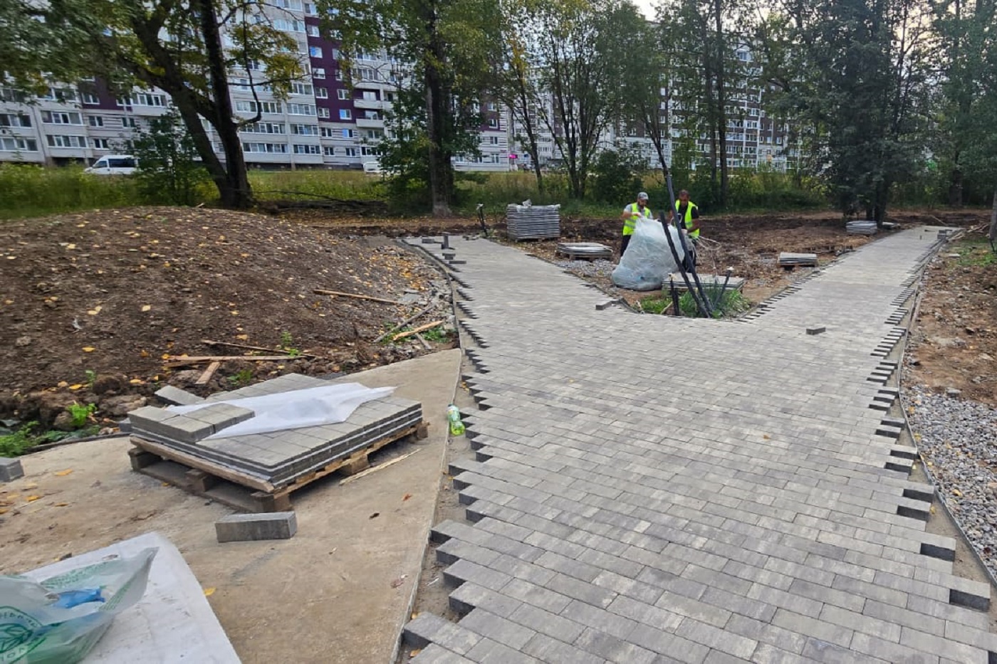 Второй этап благоустройства Осановской рощи выполнен почти наполовину