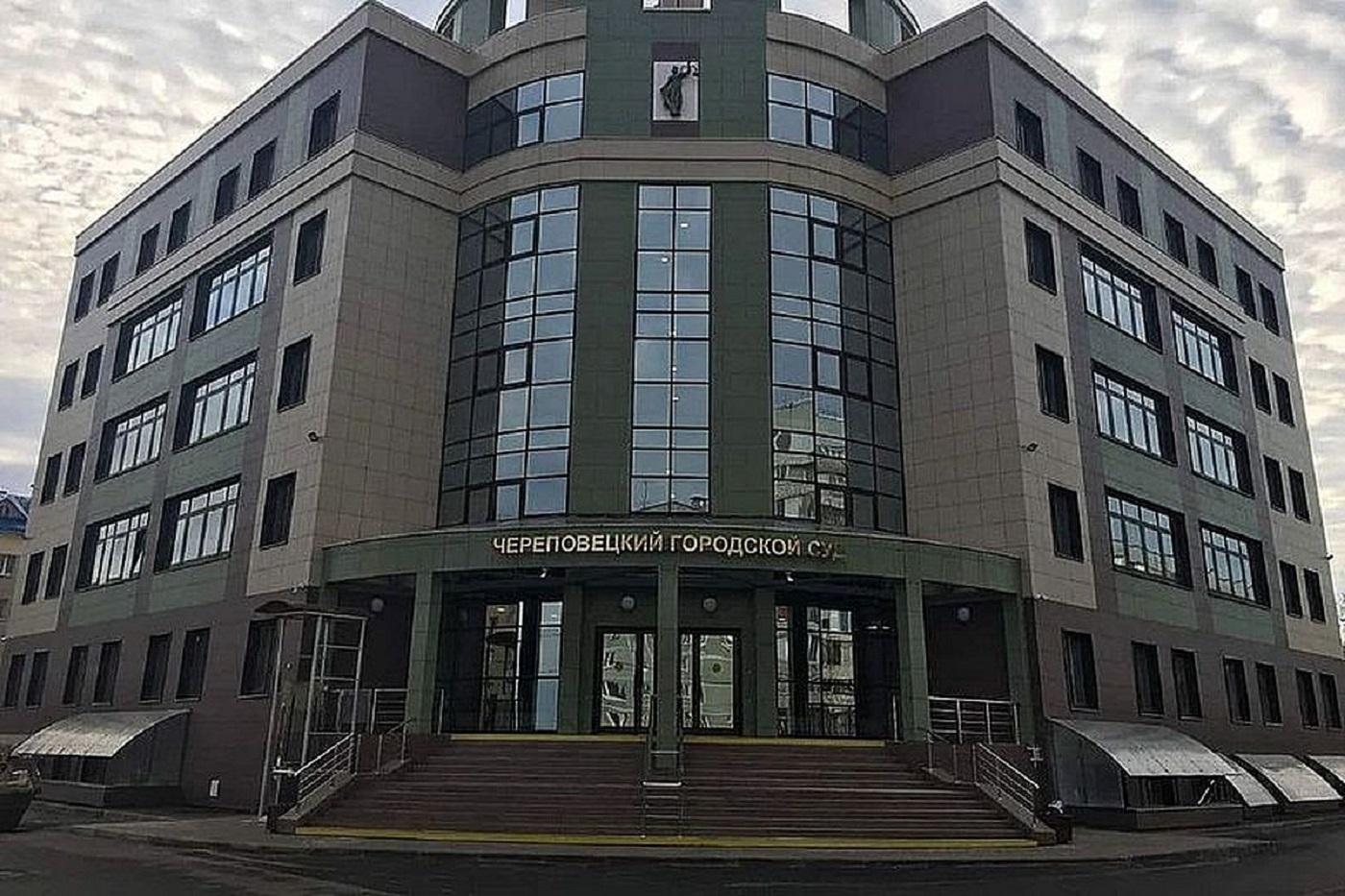 Череповчанина признали виновным в распространении интимного видео своей девушки