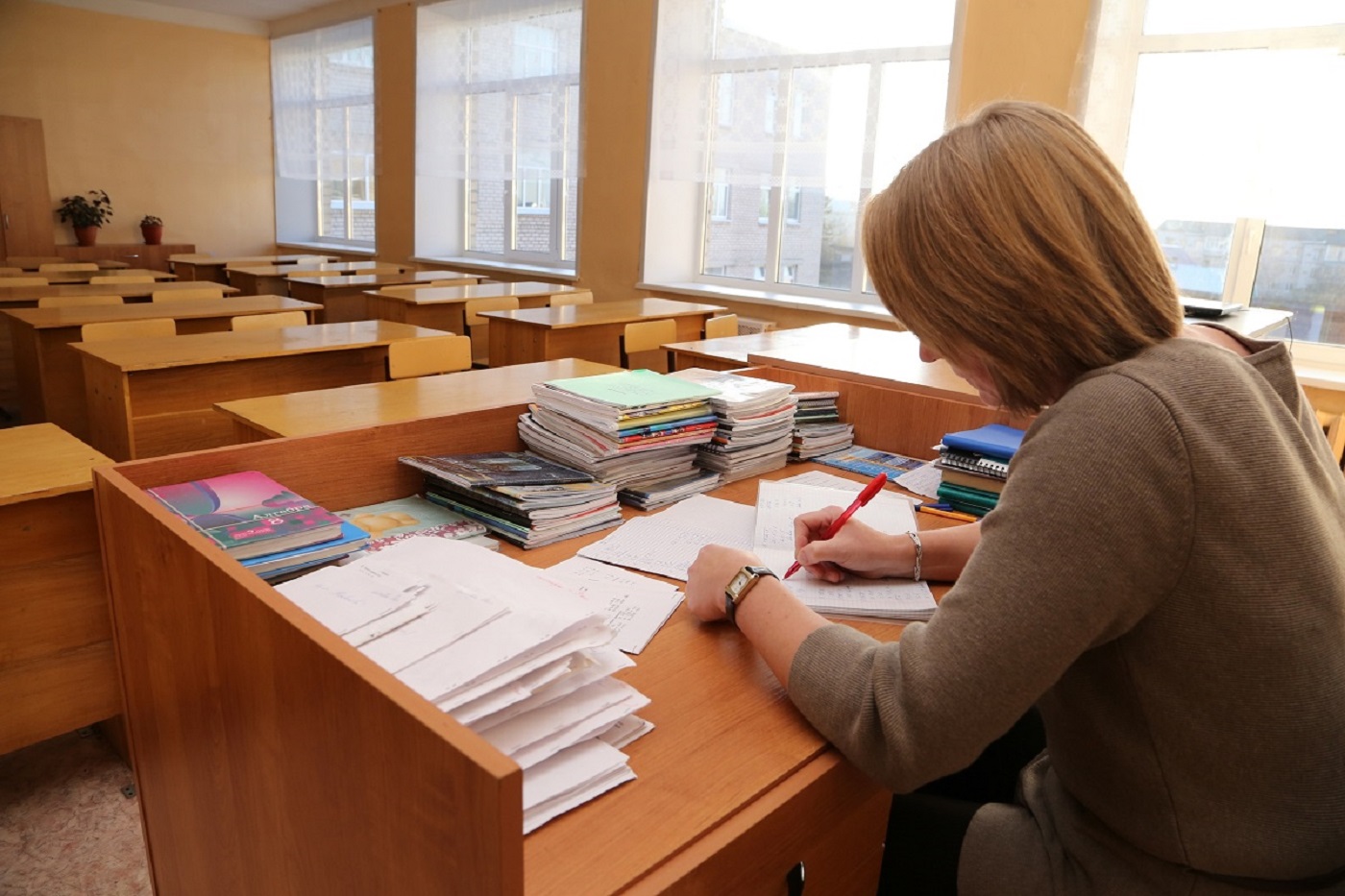 Вологодским педагогам предлагают одну из самых низких зарплат на Северо-Западе