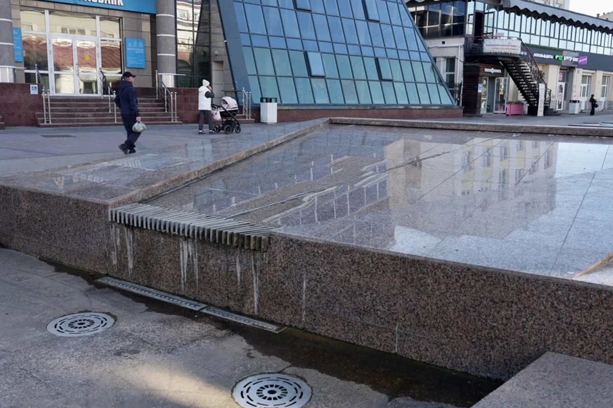 Светомузыкальный фонтан в Вологде уходит на каникулы