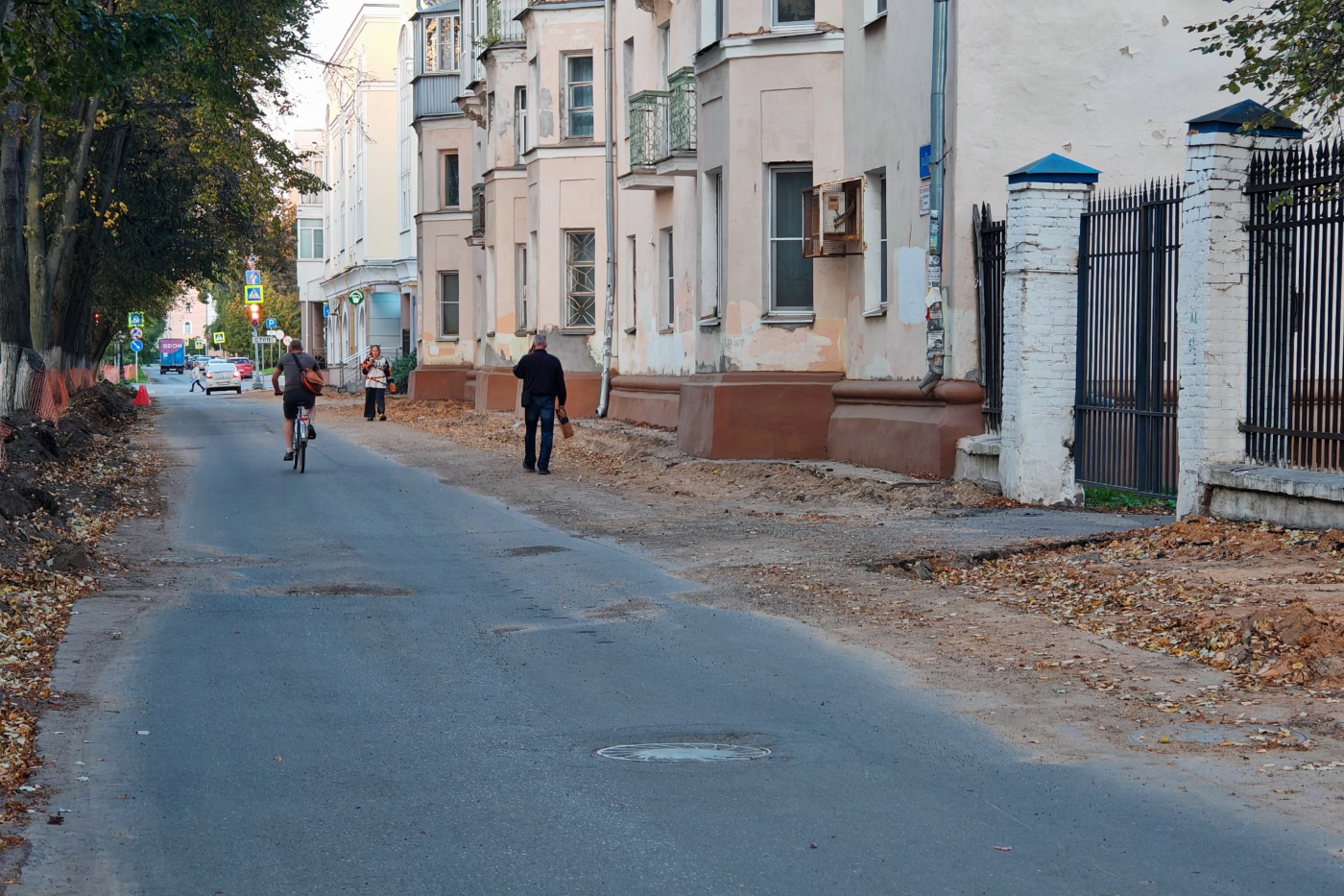 Ремонт дороги и тротуаров стартовал на улице Пушкинской в Вологде