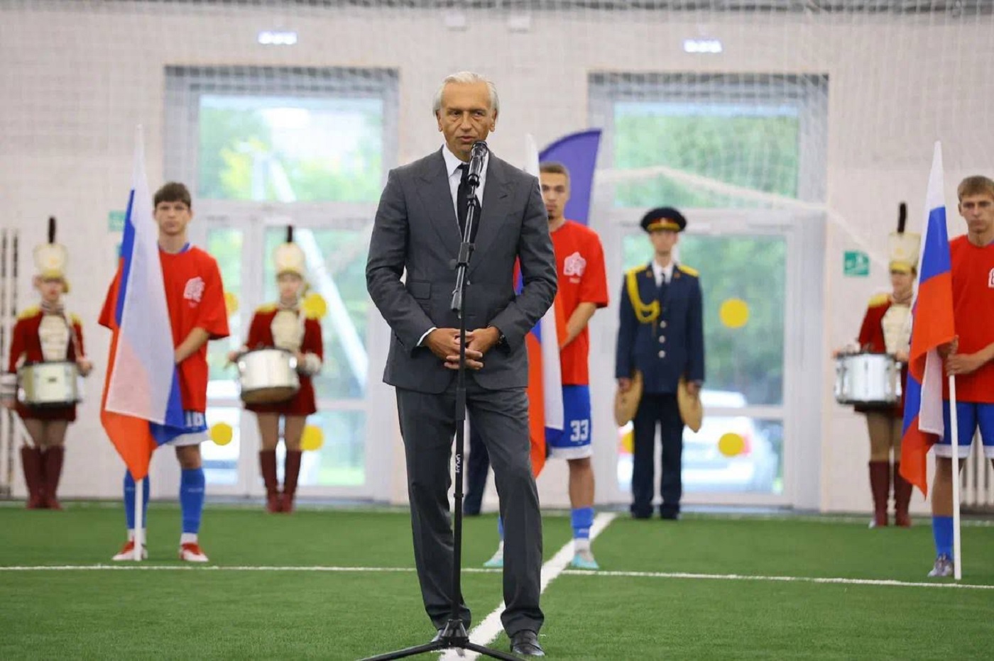 В Вологде открылся крытый футбольный манеж