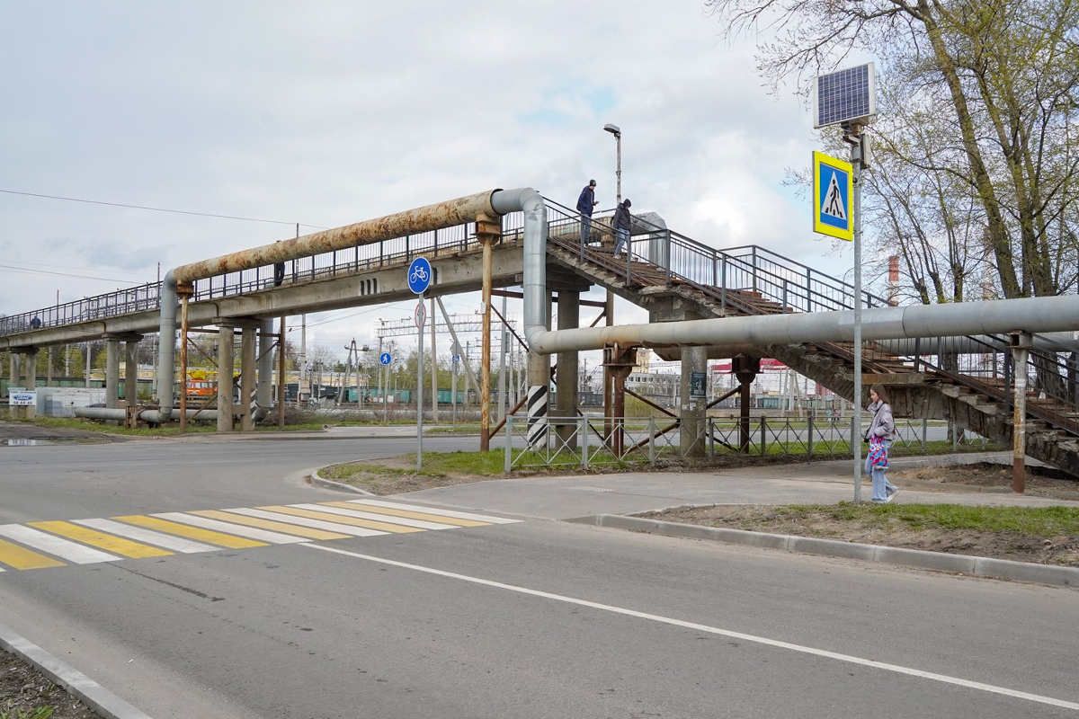 Мост на улице Текстильщиков закрыли для пешеходов