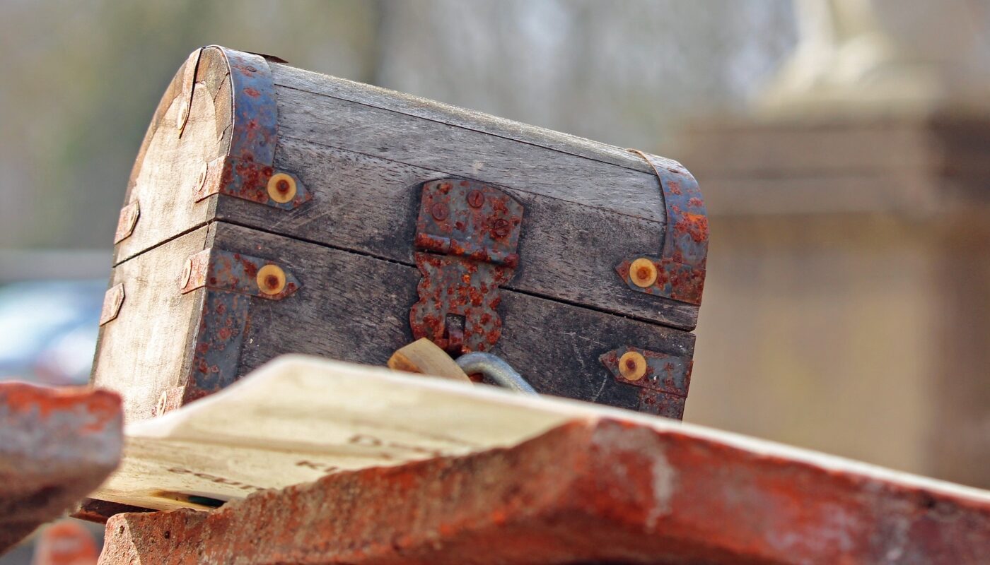 Найдено сенсационное «Послание из будущего»: в Нью-Йорке обнаружили загадочный ящик