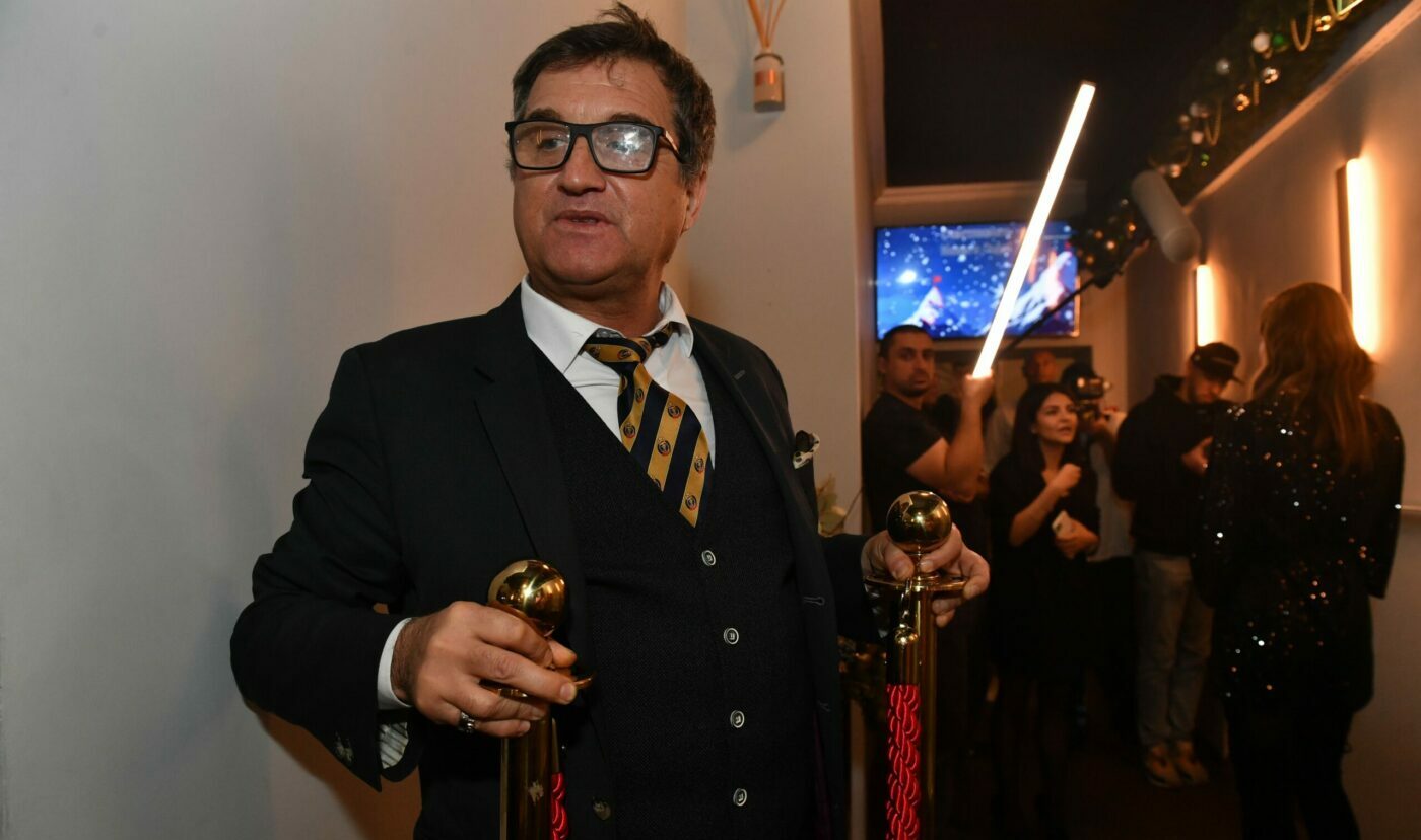 «Хуже Данилы Козловского может быть только Александр Петров»: Отар Кушанашвили подверг жесткой критике сериал “Бар “Один звонок”