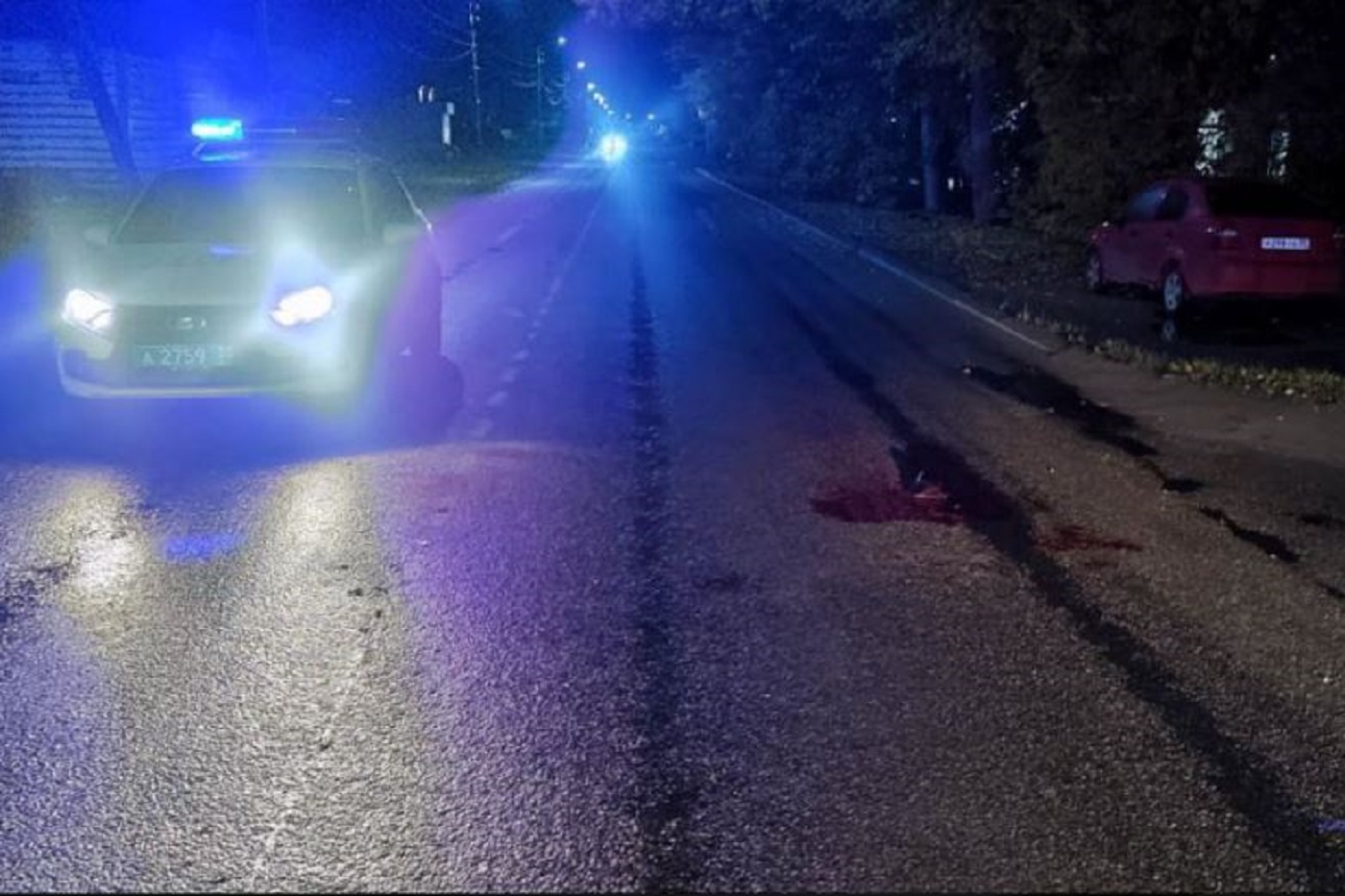 В Шексне мужчина получил смертельные травмы под колесами ВАЗа