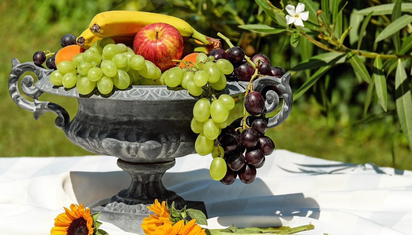 Вздутие живота будет обеспечено: названы фрукты, которые нельзя использовать в качестве десерта