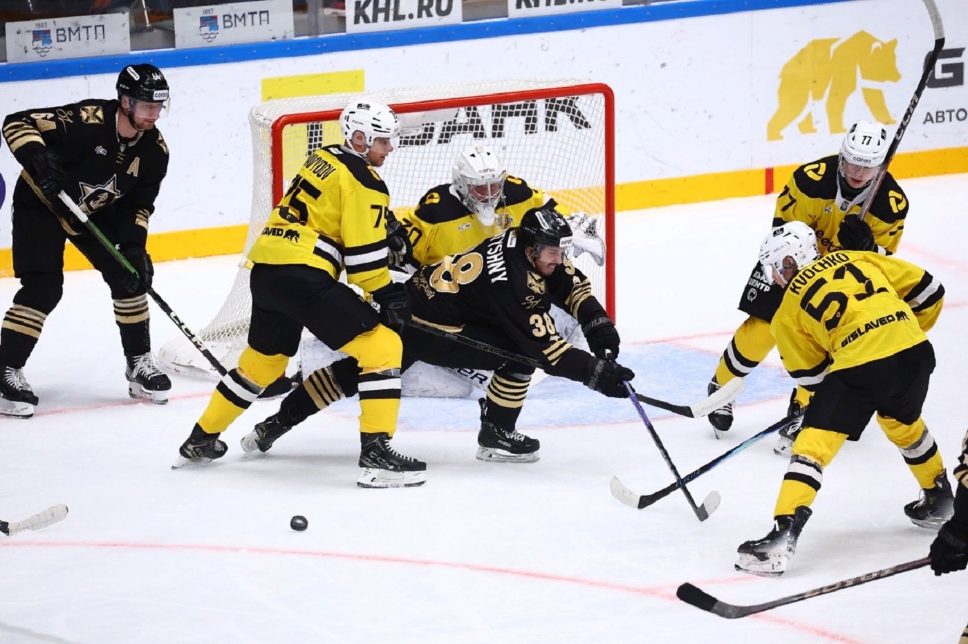 Череповецкая «Северсталь» упустила шанс всухую переиграть дальневосточный «Адмирал»