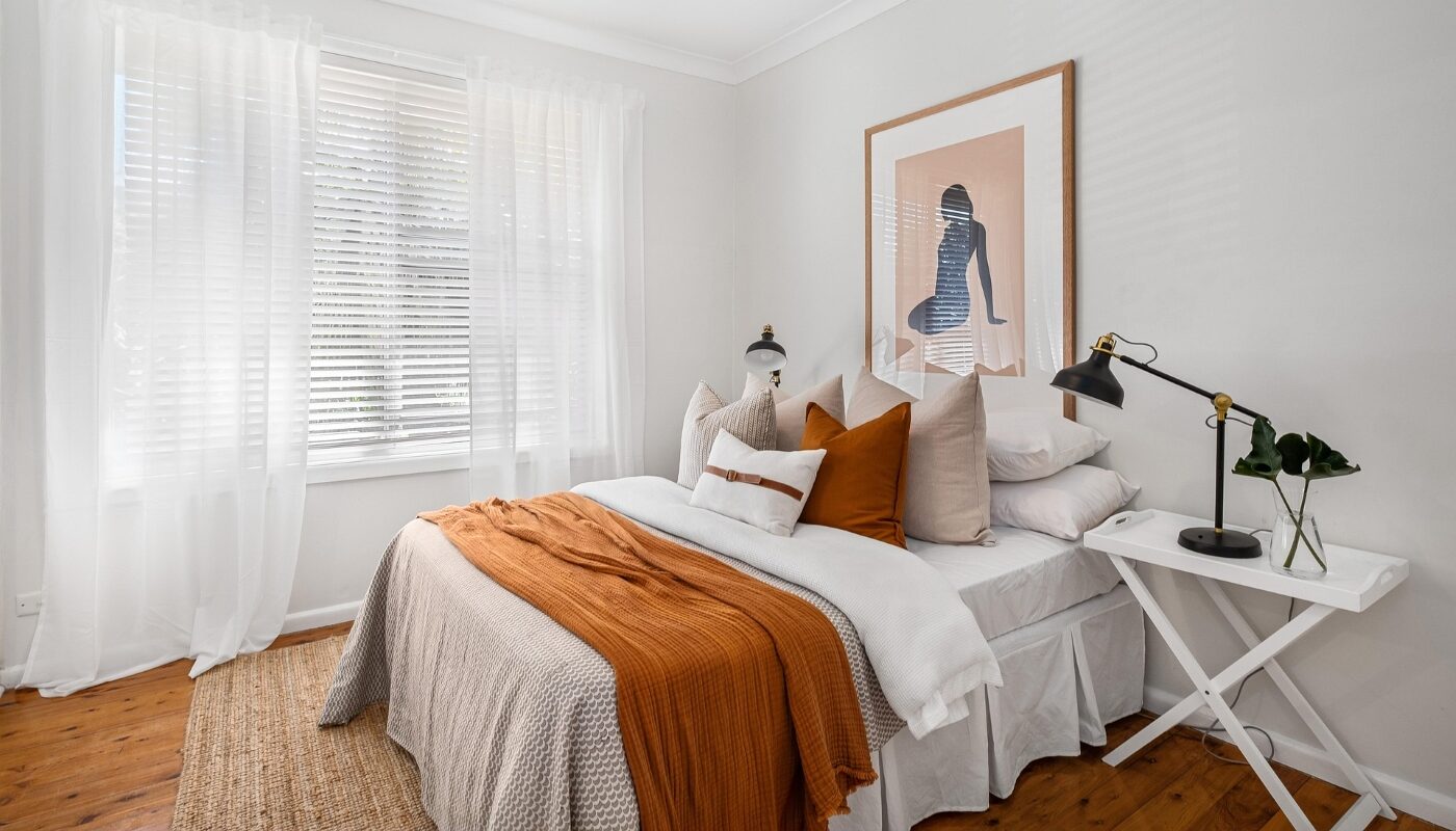 Сон в этой позе способствует похудению: калории сжигаются эффективнее