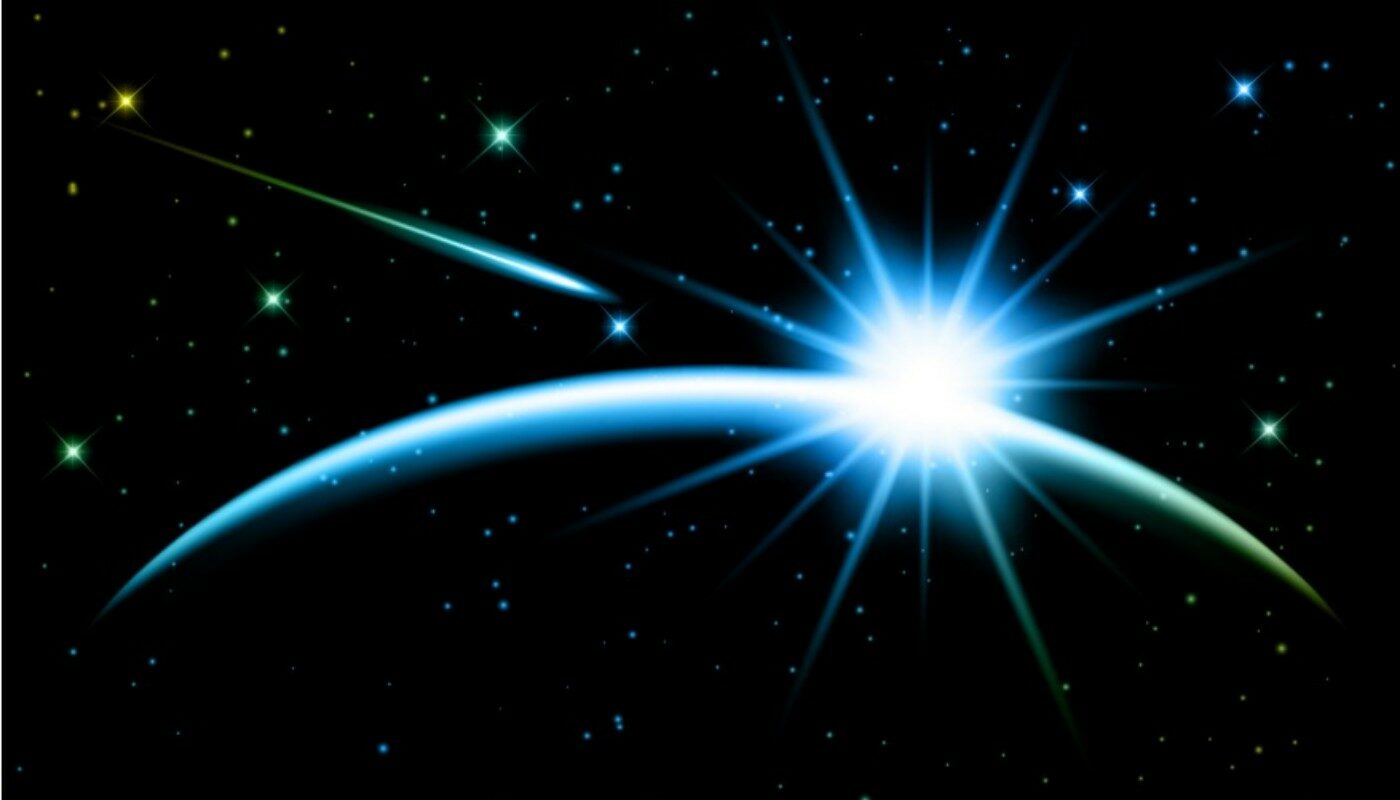 Клубок зеленого огня прокатился по небу над крупным городом в Великобритании