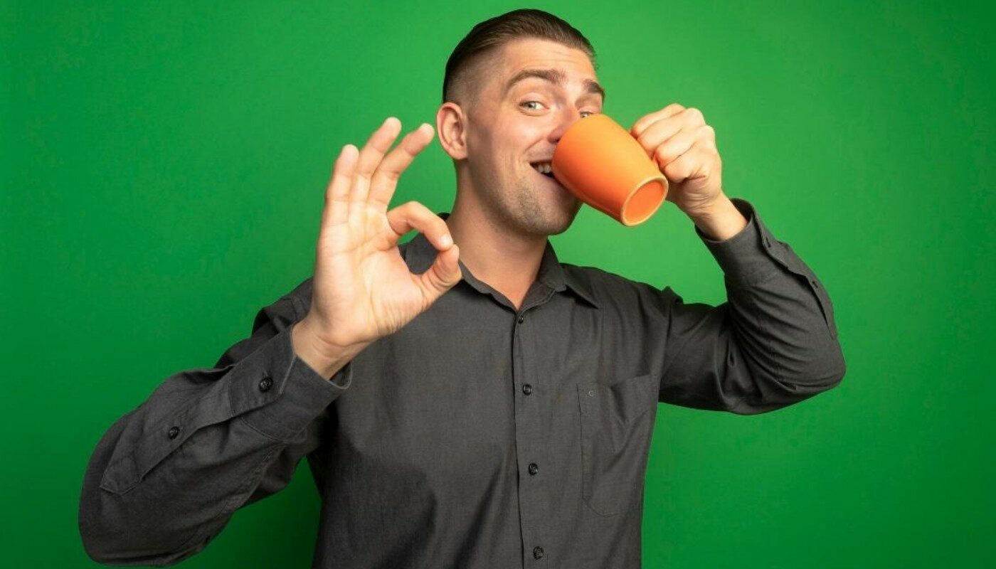 Мужчина вместо лимонада выпил чистящее средство. Но врачи быстро от него отделались