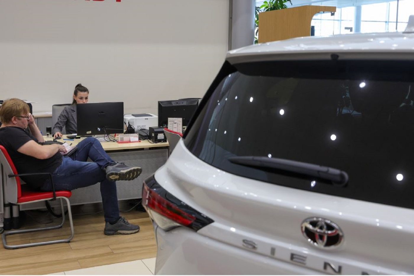 Toyota ведет тайные переговоры о возвращении на российский рынок