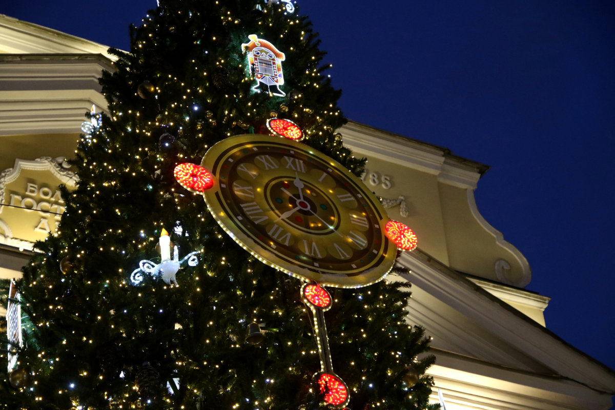 Планируете Новый год в Петербурге? Вот что нужно знать перед бронированием