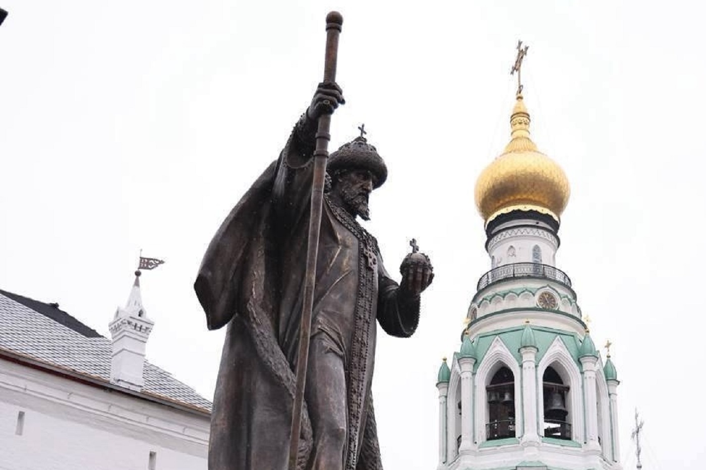 На Кремлевской площади Вологды открыли памятник Ивану Грозному