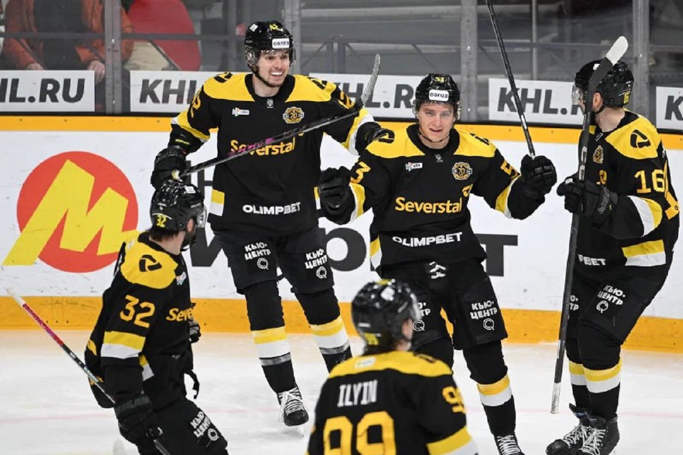«Северсталь» «засушила» действующего чемпиона КХЛ