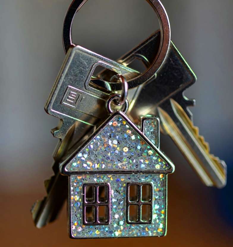 Еще одна семья стала жертвой «бабкиных схем» с жильем