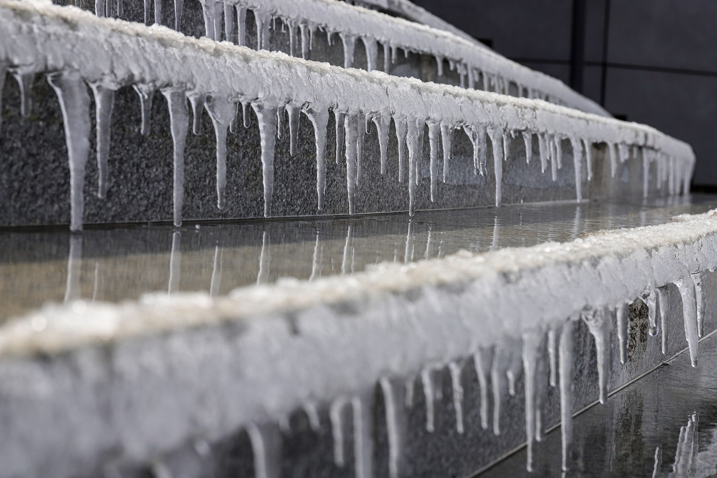Ледяной дождь и сильный гололед обещают синоптики