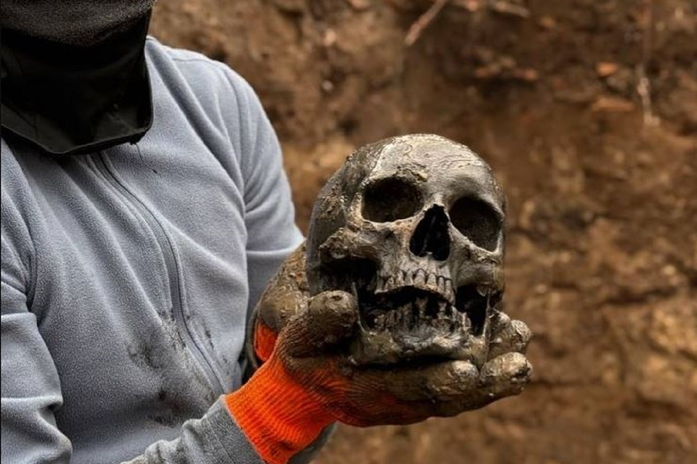 Древнее захоронение обнаружено в центре Вологды