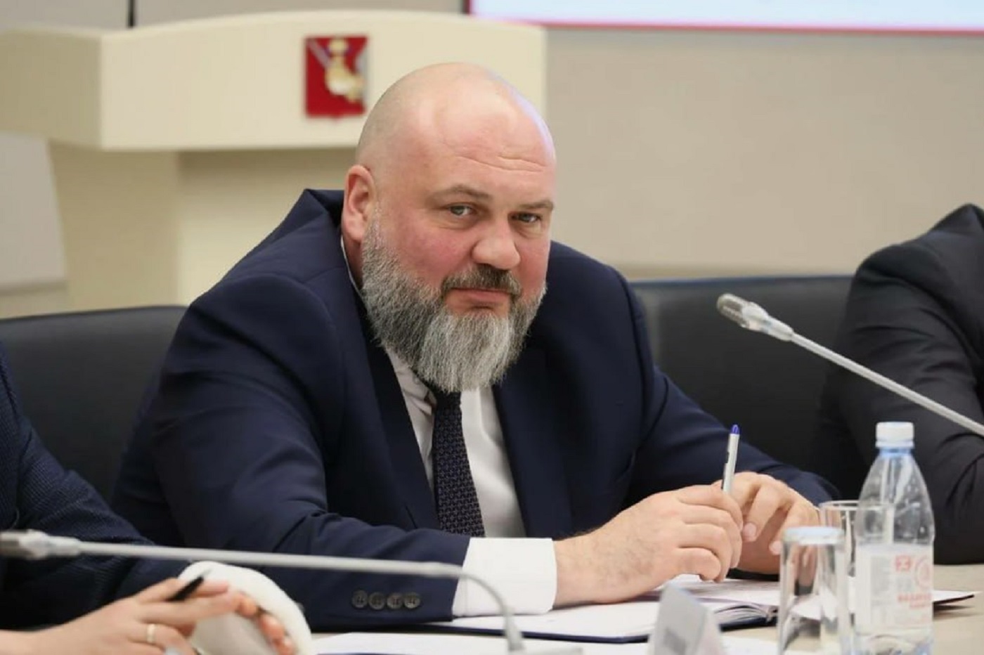 Первый заместитель губернатора области ушел в отставку