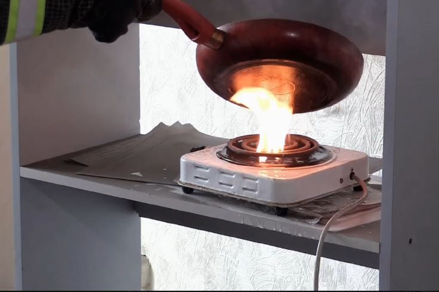 Череповецкий подросток получил ожоги во время приготовления картошки-фри